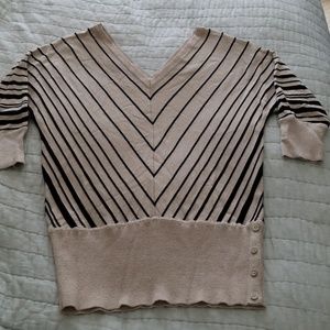 3 quarter sleeve Top